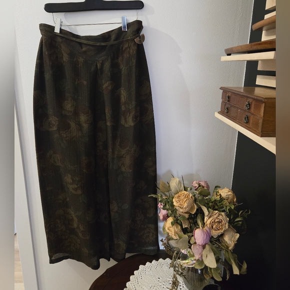 VINTAGE SPORTALM WOOL BLEND MADE IN AUSTRIA 🇦🇹 SKIRT - Picture 3 of 16